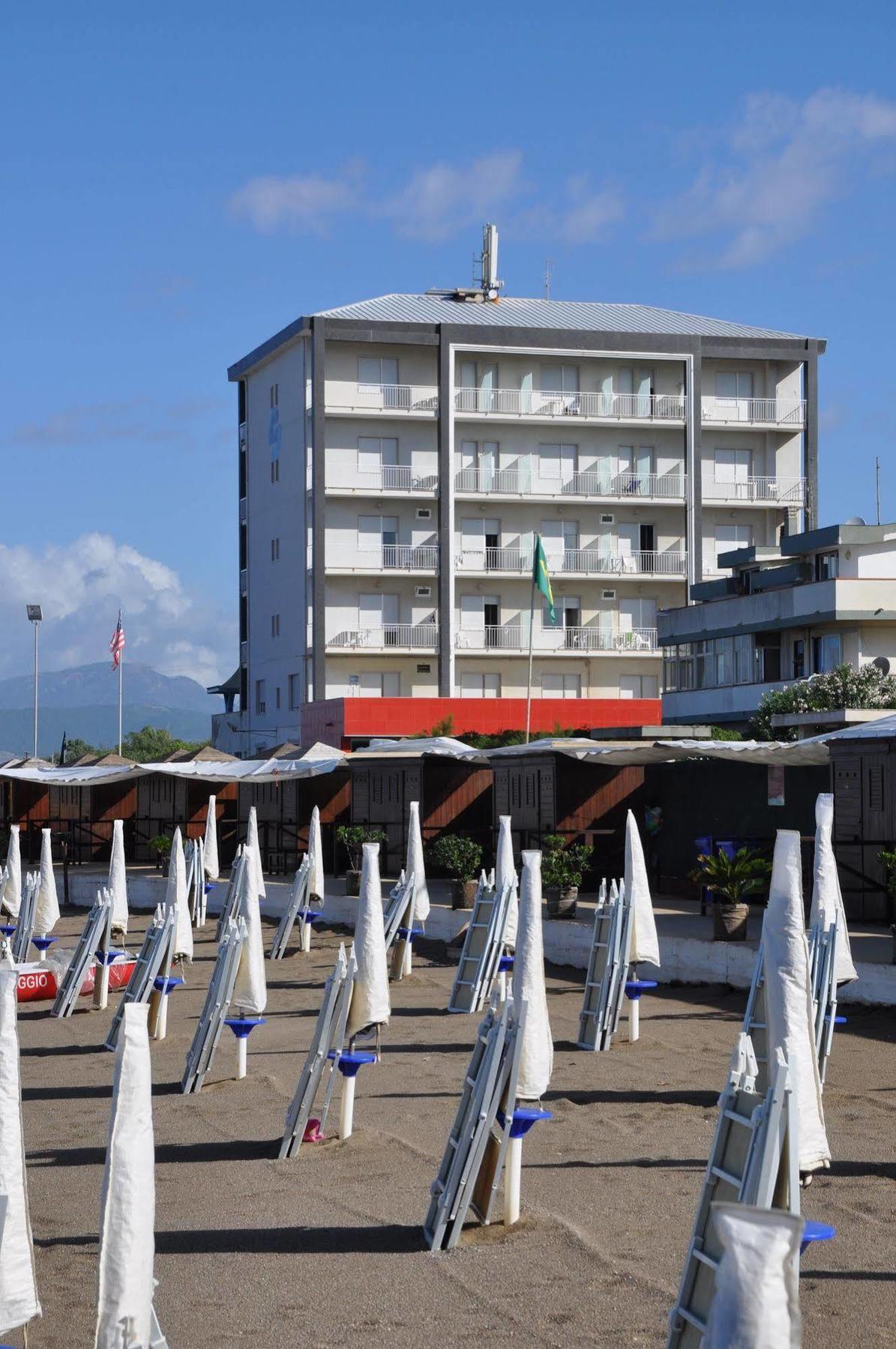 Albergo Riviera Spineta Battipaglia Extérieur photo