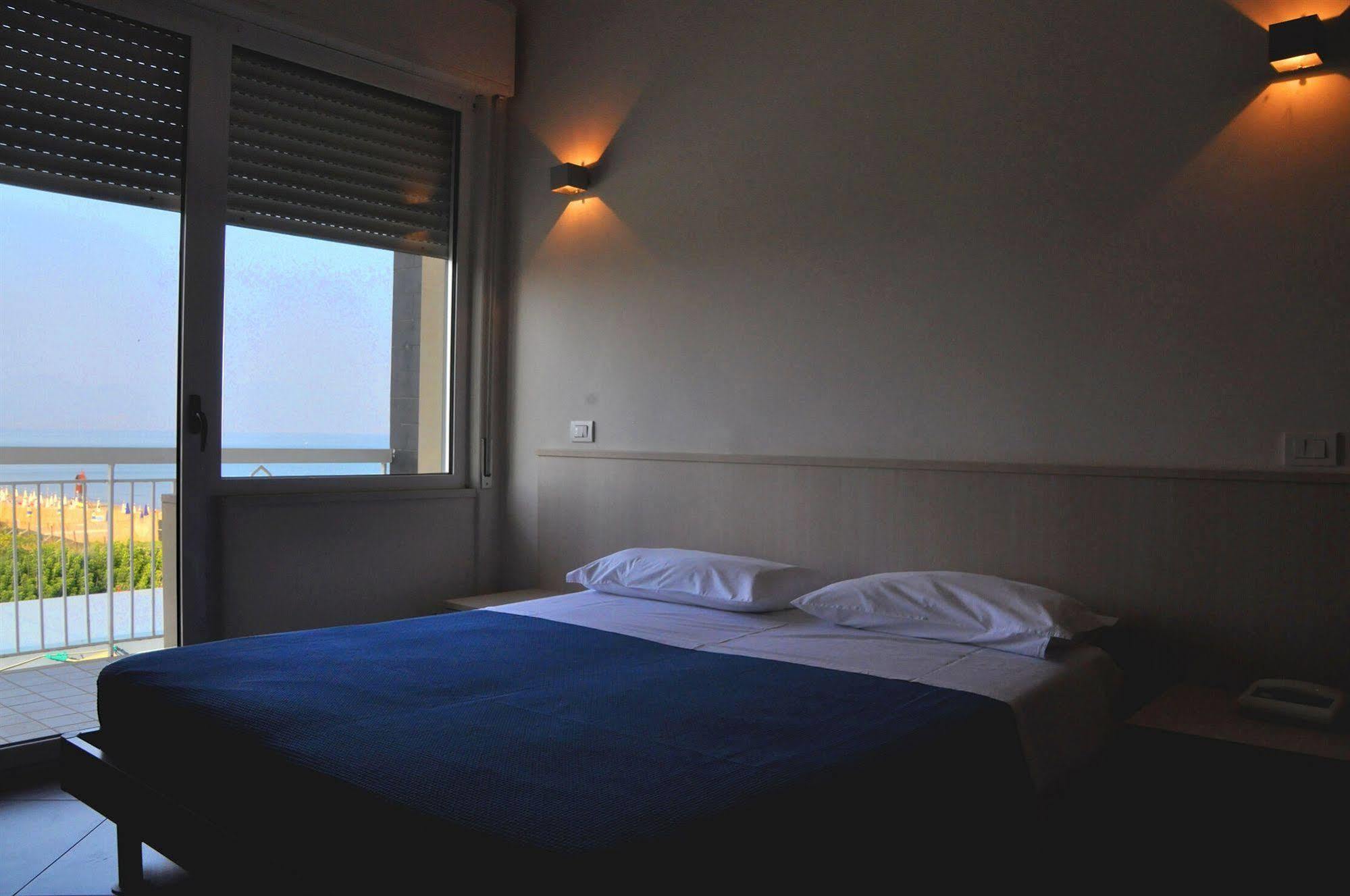 Albergo Riviera Spineta Battipaglia Extérieur photo